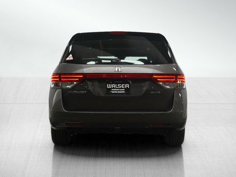 Used 2016 Honda Odyssey Touring image 4