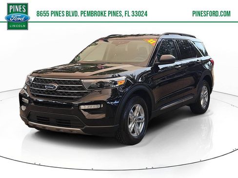 Used 2022 Ford Explorer XLT w/ Equipment Group 202A AWD/4WD image 1