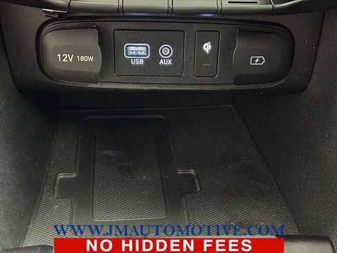 Used 2019 Hyundai Veloster 2.0 Premium FWD image 34
