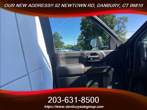 Used 2021 GMC Sierra 2500 Denali w/ Denali Ultimate Package AWD/4WD image 12