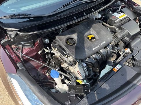 Used 2018 Kia Forte LX FWD image 27