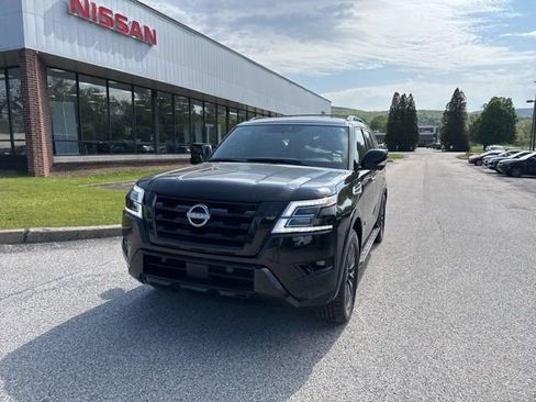 Used 2024 Nissan Armada SL w/ Midnight Edition Package AWD/4WD image 6