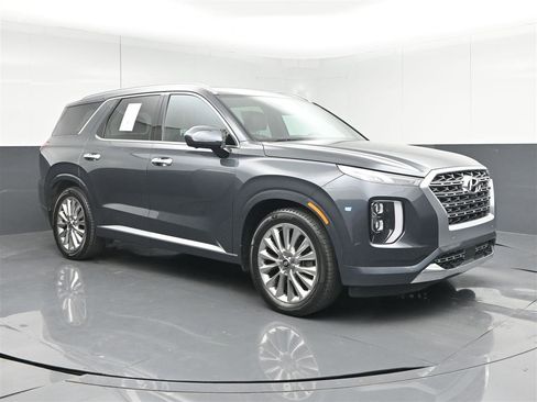 Used 2020 Hyundai Palisade Limited image 3