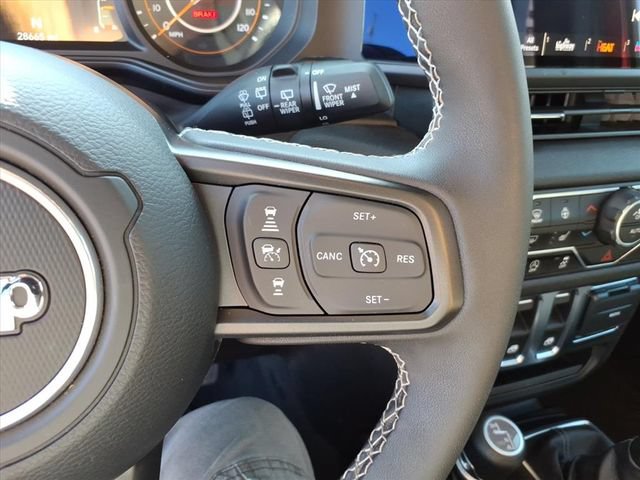 Used 2025 Jeep Wrangler Sport AWD/4WD image 19