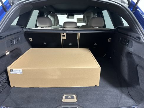 Used 2026 Mercedes-Benz GLC 300 4MATIC image 22