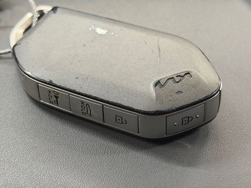 Used 2025 Kia K4 FWD image 21