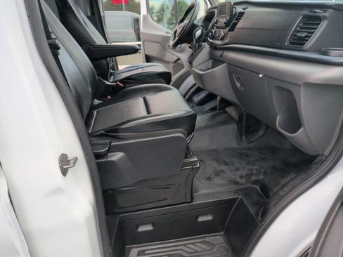 Used 2024 Ford Transit 250 148 Medium Roof RWD image 9