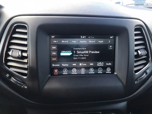 Used 2019 Jeep Compass Latitude w/ Popular Equipment Group AWD/4WD image 22