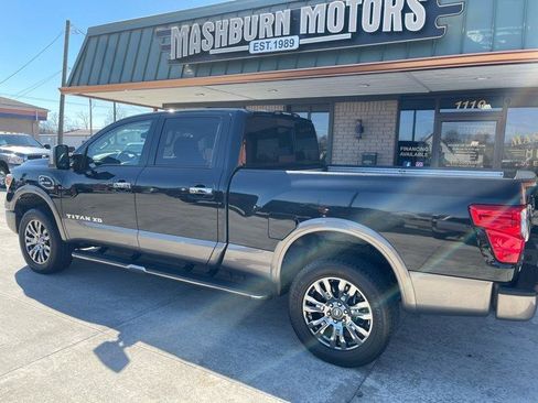Used 2016 Nissan Titan Platinum Reserve image 15