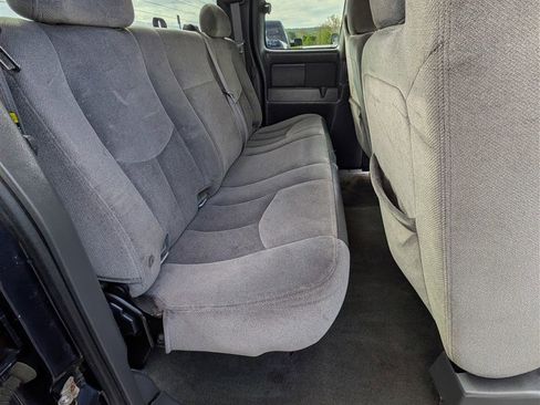 Used 2006 GMC Sierra 2500 SLE w/ Snow Plow Prep Package AWD/4WD image 18