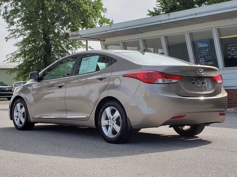 Used 2013 Hyundai Elantra GLS w/ Preferred Pkg FWD image 3