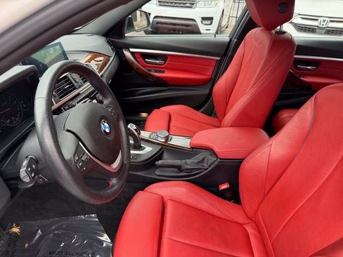 Used 2018 BMW 330i xDrive Sedan w/ Executive Package AWD/4WD image 8