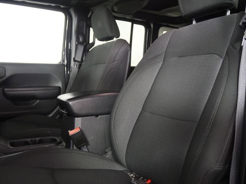 Used 2021 Jeep Wrangler Unlimited Sport image 10