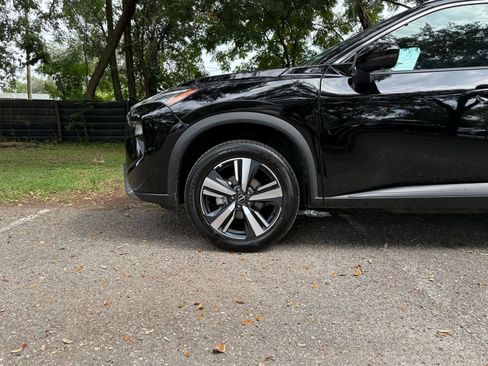 Used 2026 Nissan Rogue SL AWD/4WD image 10