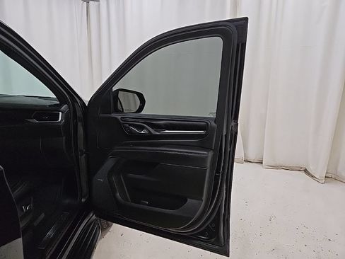Used 2021 GMC Yukon XL Denali AWD/4WD image 59