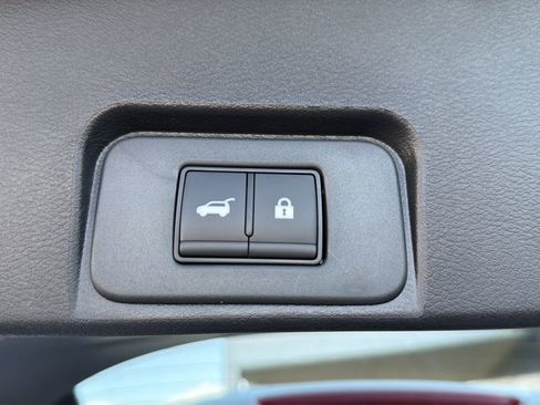 New 2026 Nissan Rogue SV AWD/4WD image 14