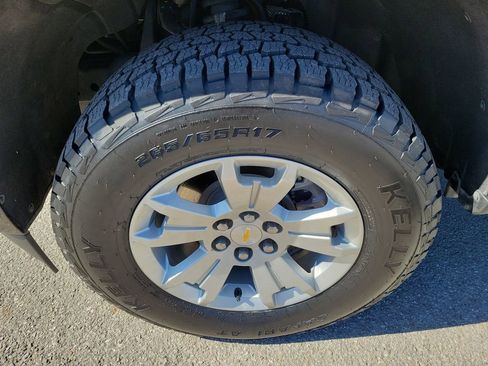 Used 2022 Chevrolet Colorado LT w/ Fleet Safety Package image 37