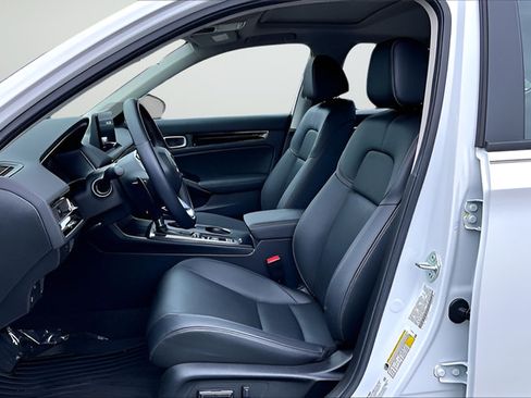 Used 2024 Honda Civic Touring image 18