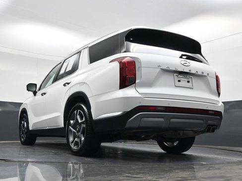 Used 2024 Hyundai Palisade Limited FWD image 33