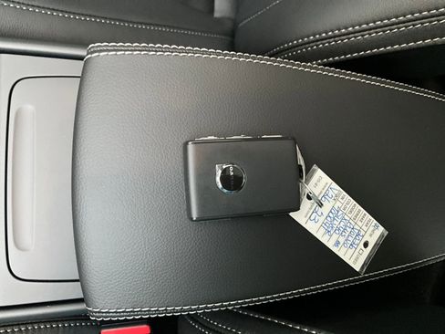 New 2026 Volvo XC40 B5 Plus w/ Protection Package Premier image 30