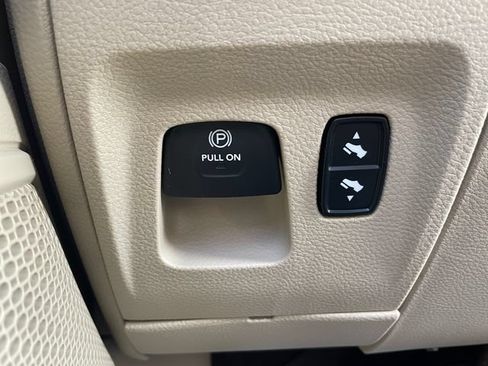 Used 2020 RAM 1500 Big Horn AWD/4WD image 27