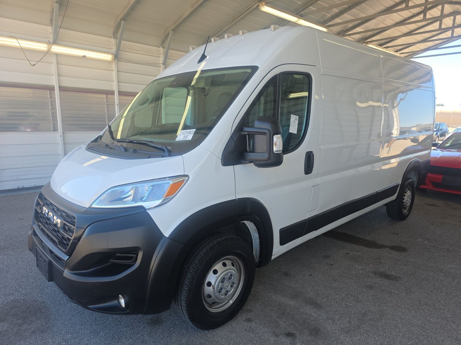 Used 2025 RAM ProMaster 3500 w/ Convenience Group FWD image 2