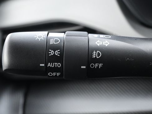 Used 2026 Subaru Crosstrek 2.5i Premium AWD/4WD image 28