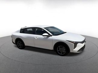 Used 2025 Kia K4 FWD video 2