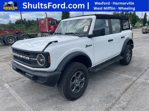 Used 2023 Ford Bronco 4-Door image 1