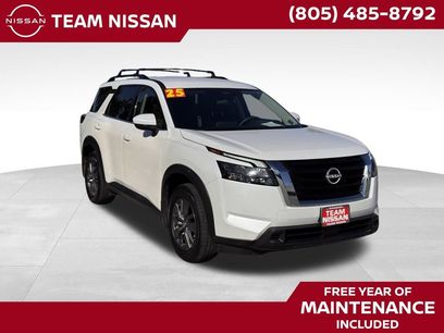 New 2025 Nissan Pathfinder SV