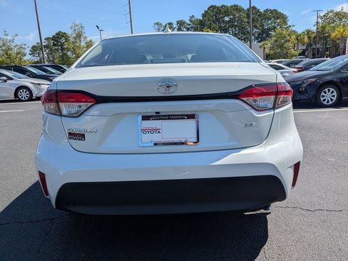 New 2026 Toyota Corolla LE FWD image 5