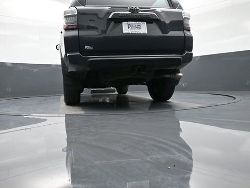 Used 2024 Toyota 4Runner TRD Off-Road Premium w/ Off Road Premium Plus Package image 31