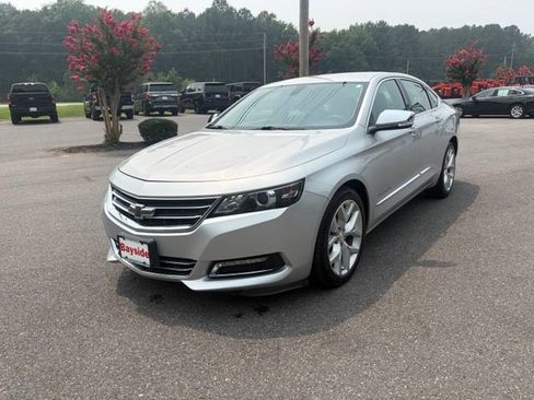 Used 2018 Chevrolet Impala Premier FWD image 7