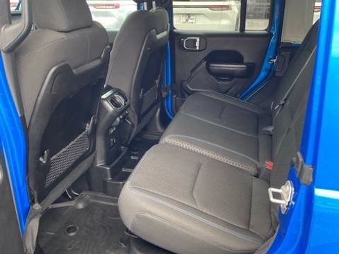 Used 2024 Jeep Wrangler Unlimited Rubicon 4xe w/ Capability Package AWD/4WD image 18