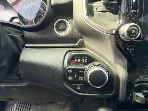 Used 2024 RAM 1500 Big Horn AWD/4WD image 24