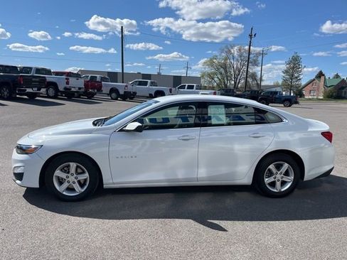 Used 2025 Chevrolet Malibu LS FWD image 8