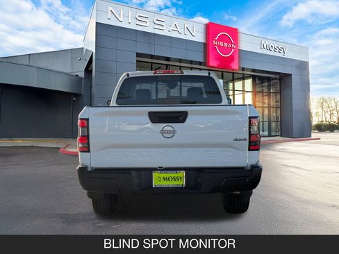 New 2026 Nissan Frontier S image 9