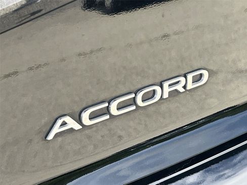 Used 2024 Honda Accord EX image 10