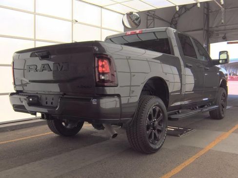 Used 2025 RAM 2500 Big Horn AWD/4WD image 6