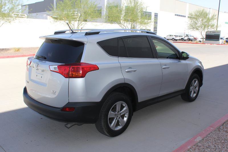 Used 2015 Toyota RAV4 XLE AWD/4WD image 5