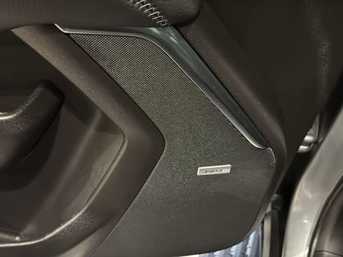 Used 2024 GMC Yukon Denali w/ Denali Reserve Package image 26