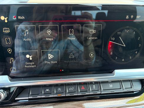 Used 2024 GMC Sierra 1500 Elevation AWD/4WD image 19