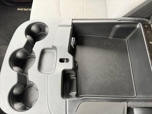 Used 2024 RAM 2500 Big Horn image 26