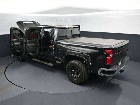 Used 2020 Chevrolet Silverado 2500 LTZ w/ LTZ Premium Package image 52