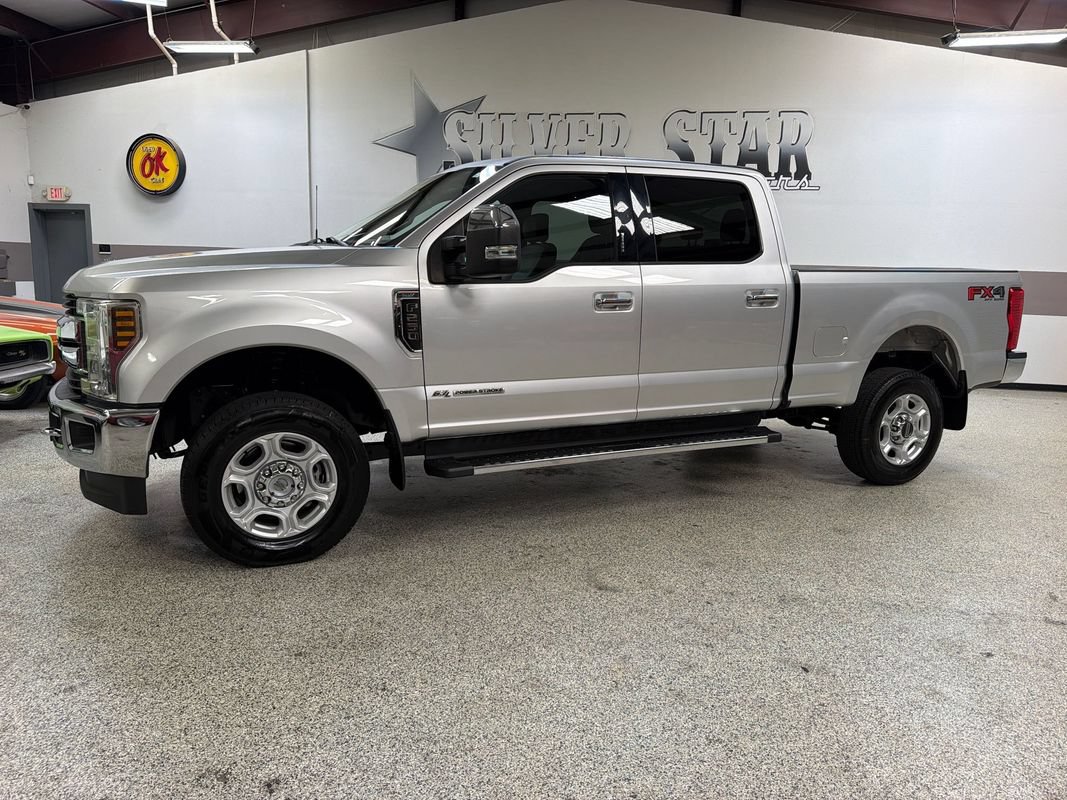 Used 2019 Ford F250 XLT w/ XLT Premium Package AWD/4WD image 2