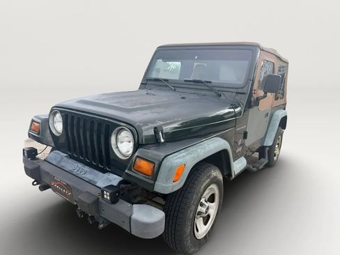 Used 1997 Jeep Wrangler SE AWD/4WD image 3