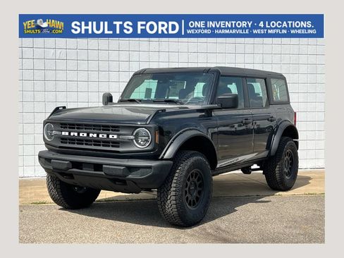 New 2026 Ford Bronco 4-Door AWD/4WD image 1
