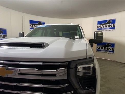 Certified 2024 Chevrolet Silverado 2500 LTZ w/ LTZ Convenience Package image 5