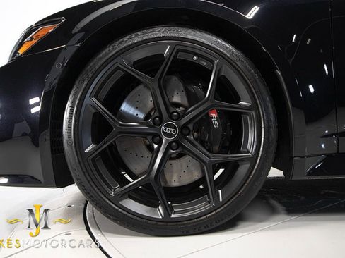 Used 2025 Audi RS 6 performance image 73