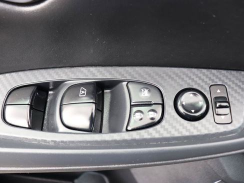 Used 2024 Nissan Sentra SV FWD image 41